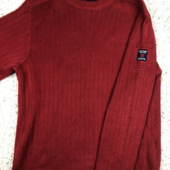 Abercrombie And Fitch Medium Red Long Sleeve Sweater Cotton Heavyweight A92 - Picture 1 of 9